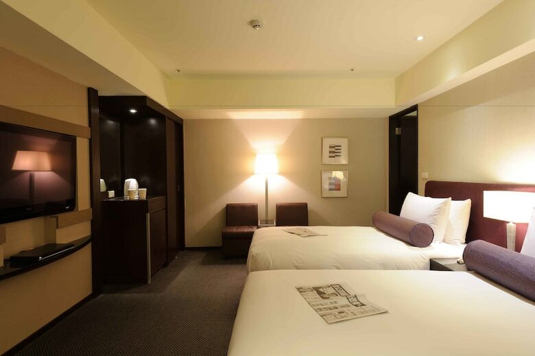 K Hotel - Yunghe