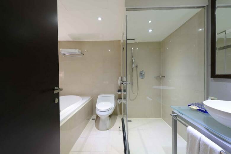 K Hotel - Yunghe