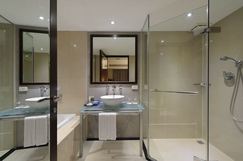 K Hotel - Yunghe
