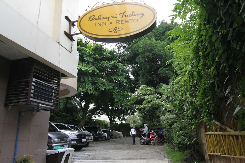 Hotel Bahay Ni Tuding Inn & Bistro