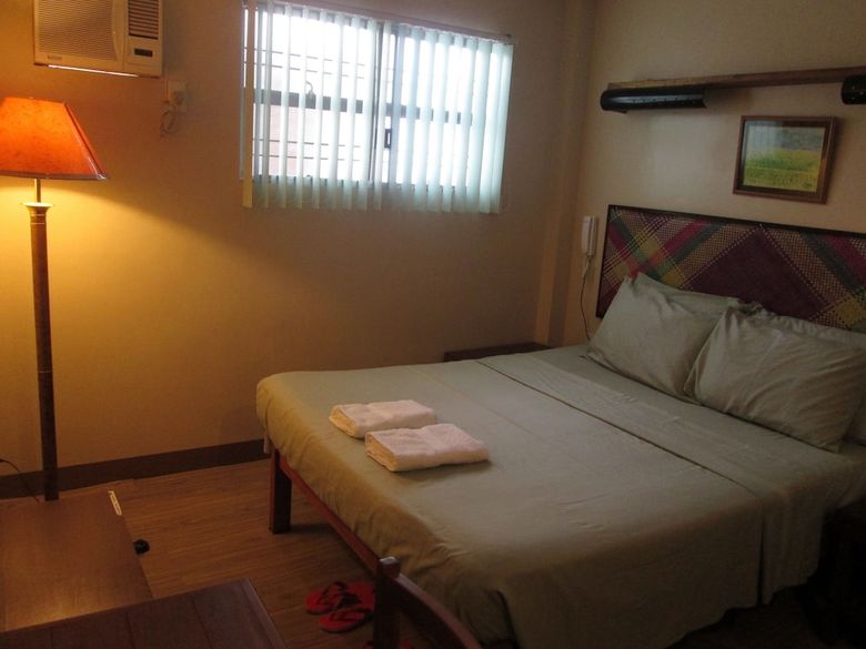 Hotel Bahay Ni Tuding Inn & Bistro