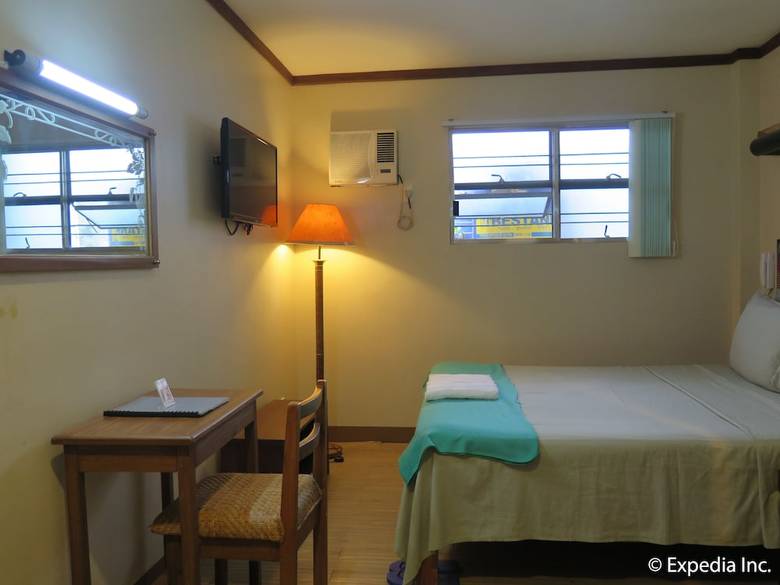 Hotel Bahay Ni Tuding Inn & Bistro