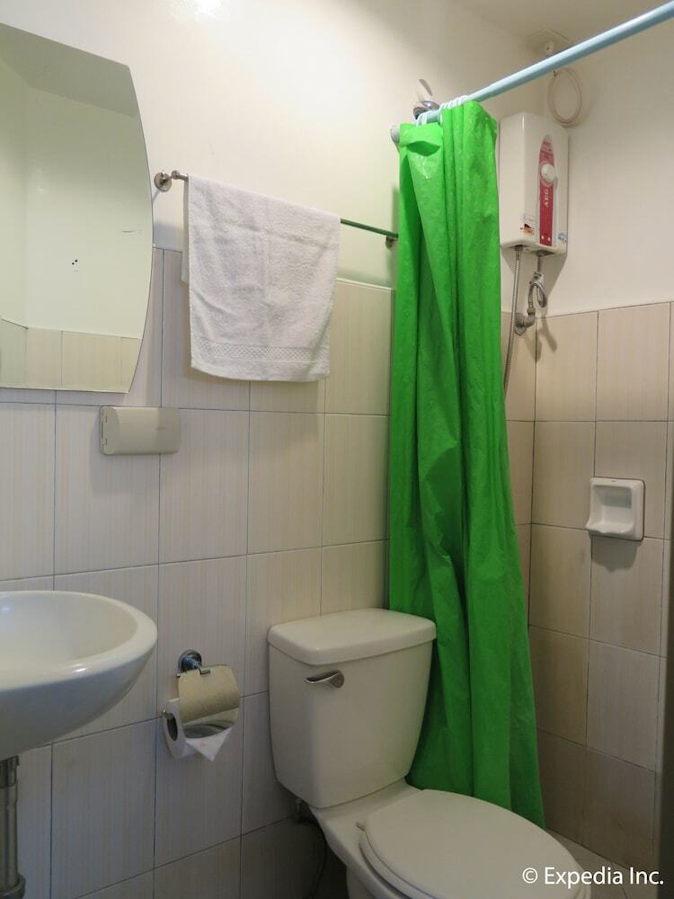 Hotel Bahay Ni Tuding Inn & Bistro