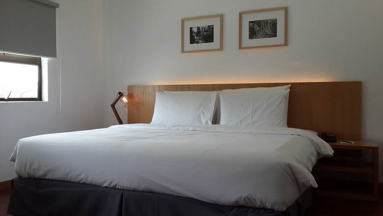 Quayside Hotel