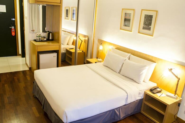 Quayside Hotel