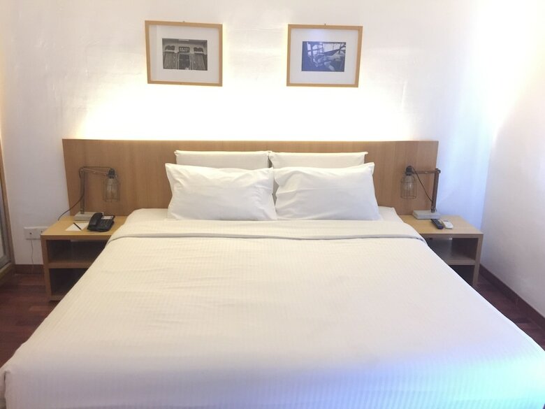 Quayside Hotel