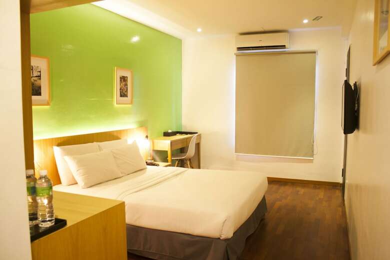 Quayside Hotel