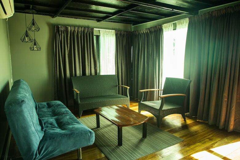 Hotel Alunan Resort
