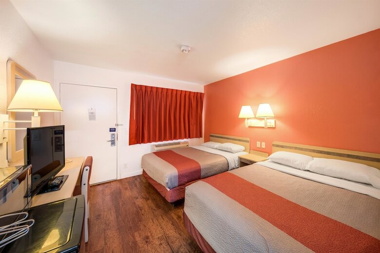 Motel 6 Greenville, Tx