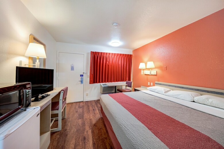 Motel 6 Greenville, Tx
