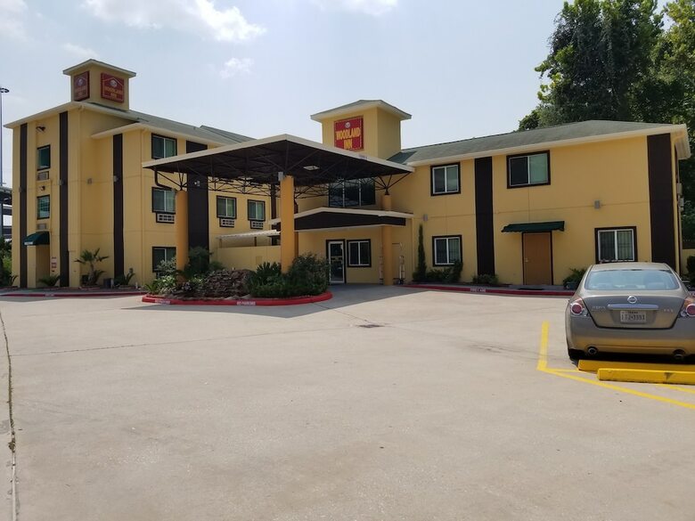 Hotel Woodland Inn