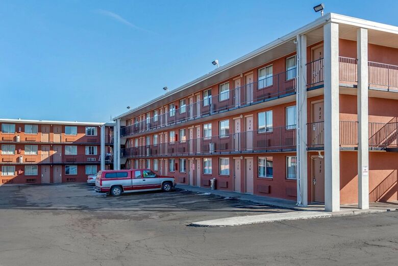 Motel Rodeway Inn Pueblo Co