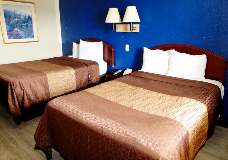 Motel Somatel Nashville Airport Hotel