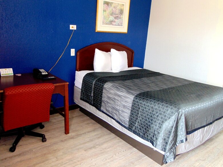 Motel Somatel Nashville Airport Hotel