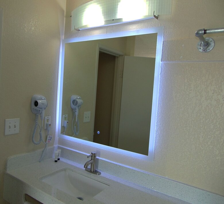 Motel Somatel Nashville Airport Hotel