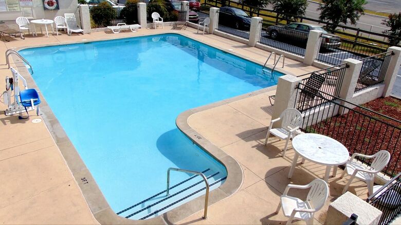 Motel Somatel Nashville Airport Hotel