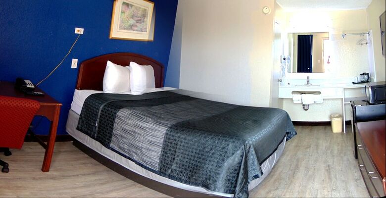 Motel Somatel Nashville Airport Hotel