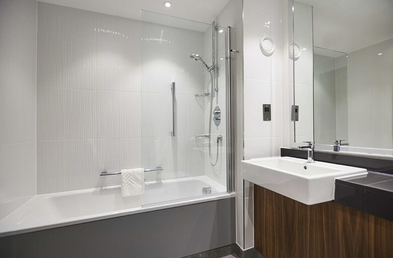 Doubletree By Hilton Hotel Southampton