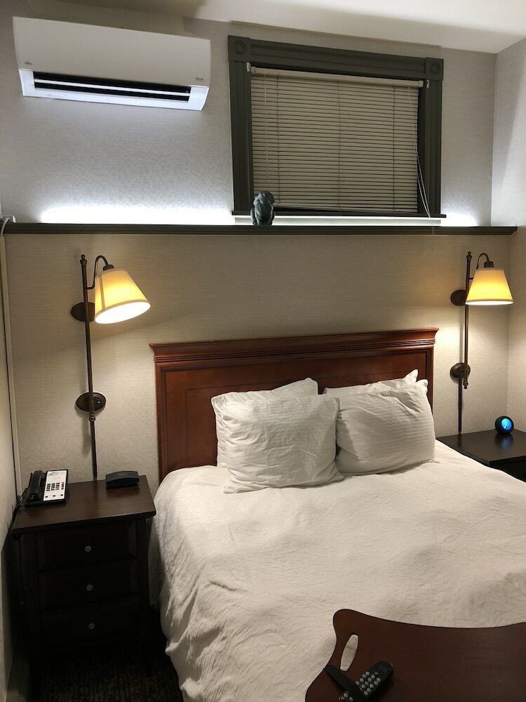 Bed & Breakfast Chambery Inn