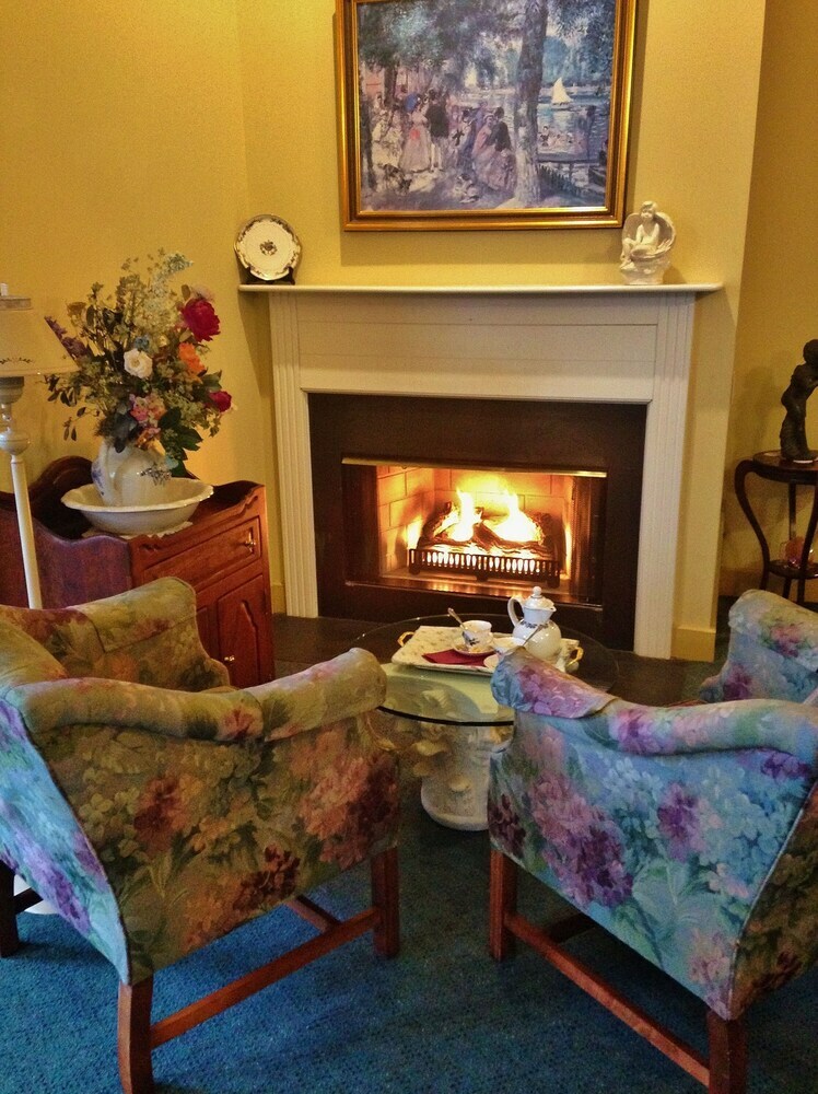 Bed & Breakfast Chambery Inn