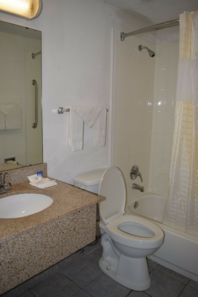 Hotel Americas Best Value Inn Jefferson City