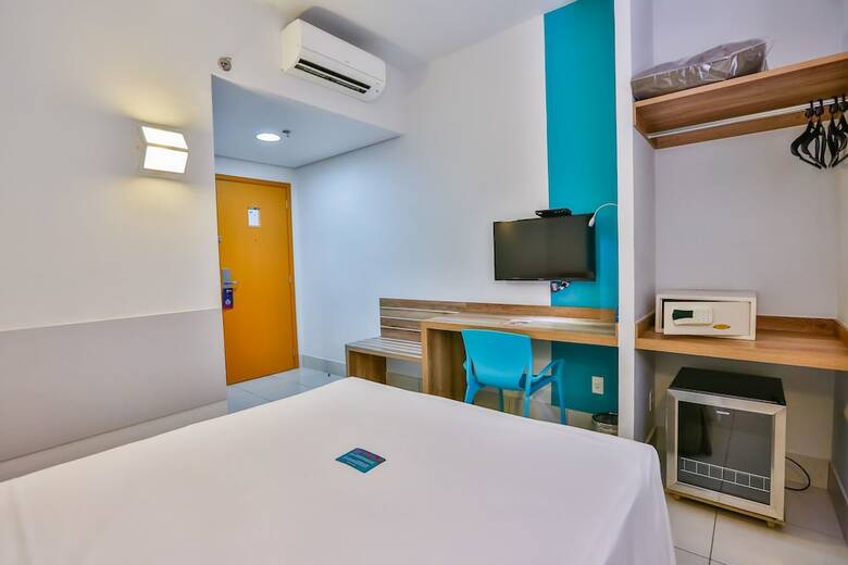 Mega Moda Hotel