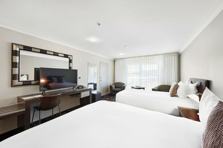 Millennium Hotel New Plymouth, Waterfront