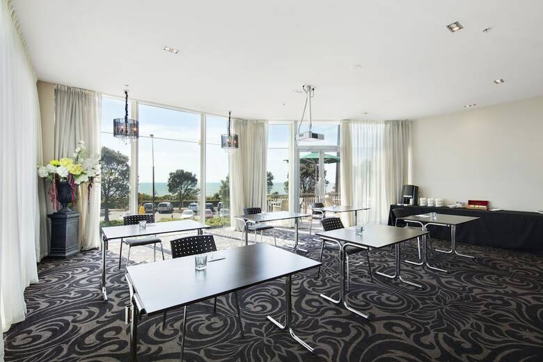 Millennium Hotel New Plymouth, Waterfront