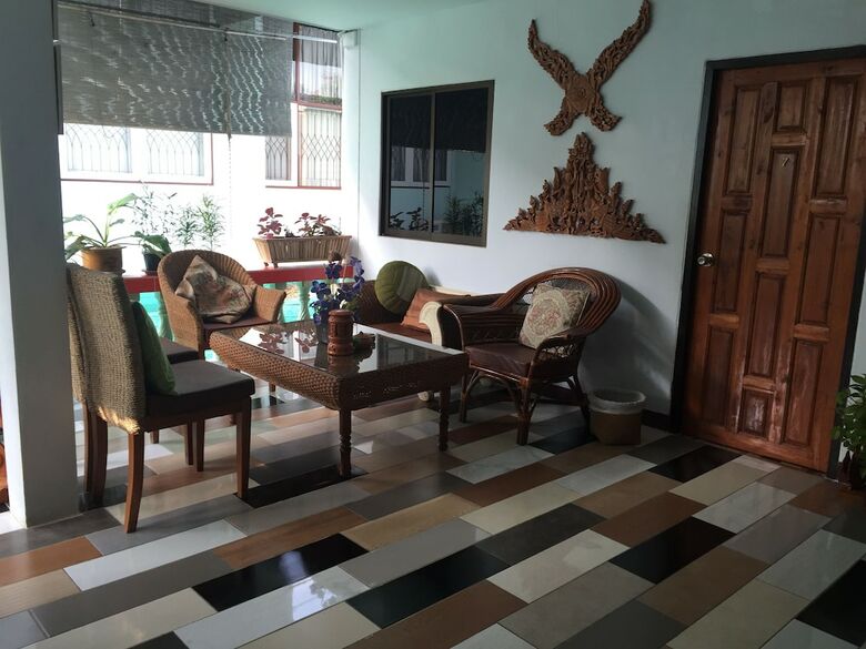 Hotel Saithong House