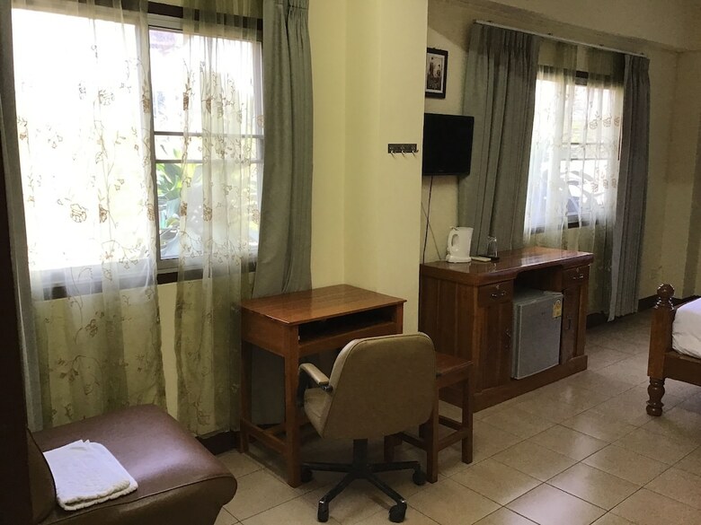 Hotel Saithong House