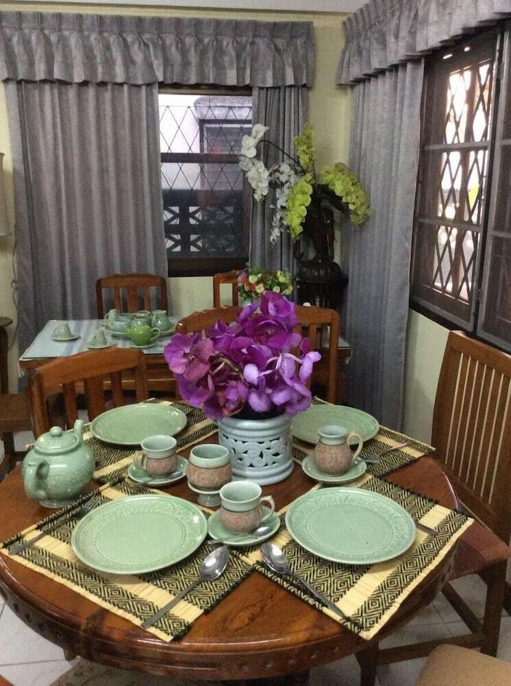 Hotel Saithong House