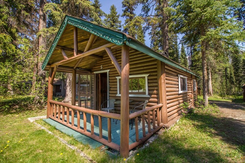 Cabana Kootenay Park Lodge