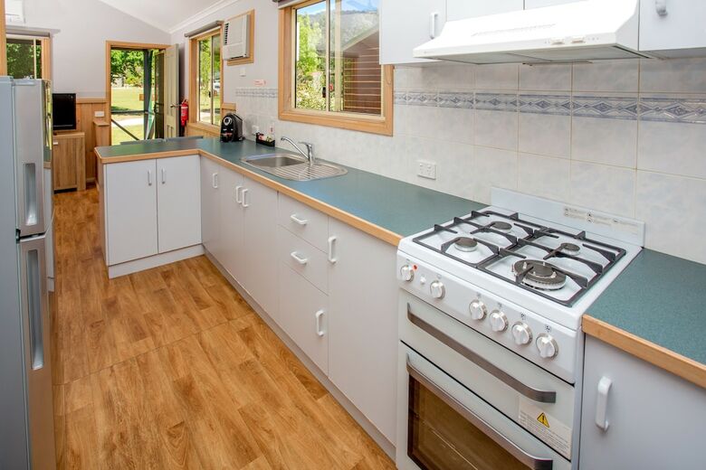 Cabana Bright Freeburgh Caravan Park