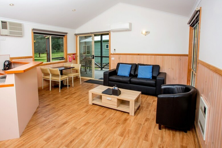 Cabana Bright Freeburgh Caravan Park