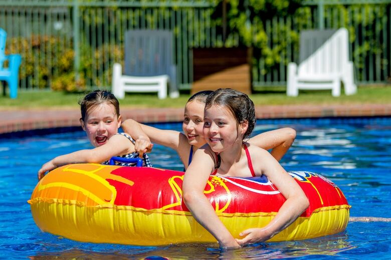 Cabana Bright Freeburgh Caravan Park