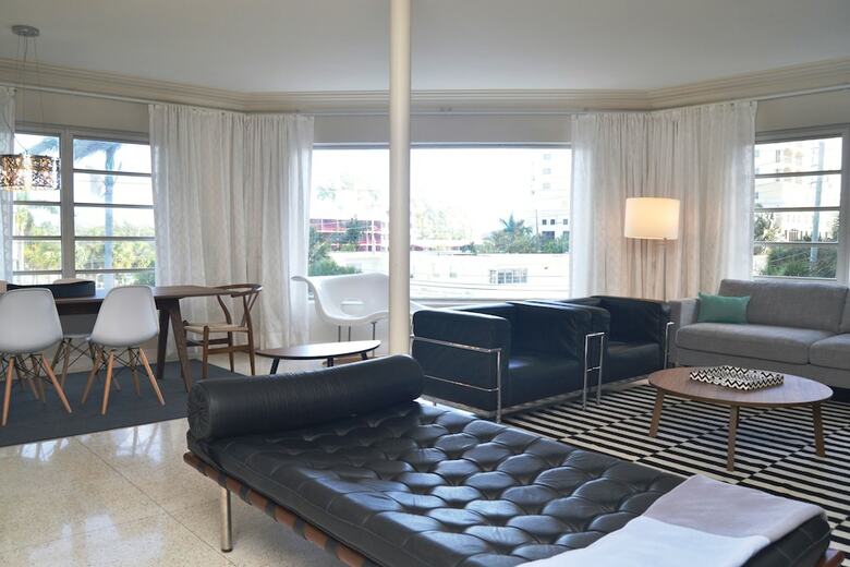 North Beach Hotel