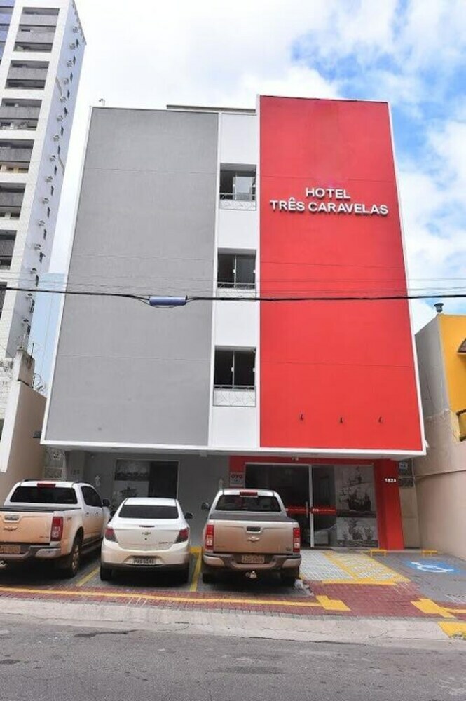 Hotel Tr�s Caravelas