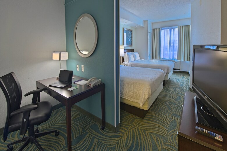 Hotel Springhill Suites By Marriott Greensboro