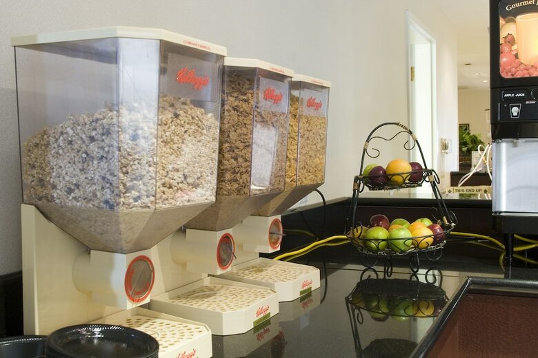 Hotel Hawthorn Suites By Wyndham College Station