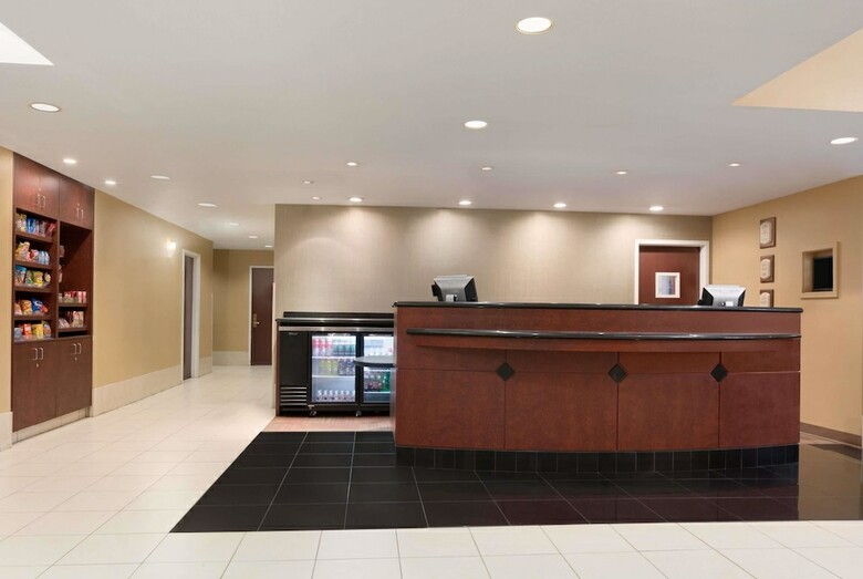 Hotel Hawthorn Suites By Wyndham College Station