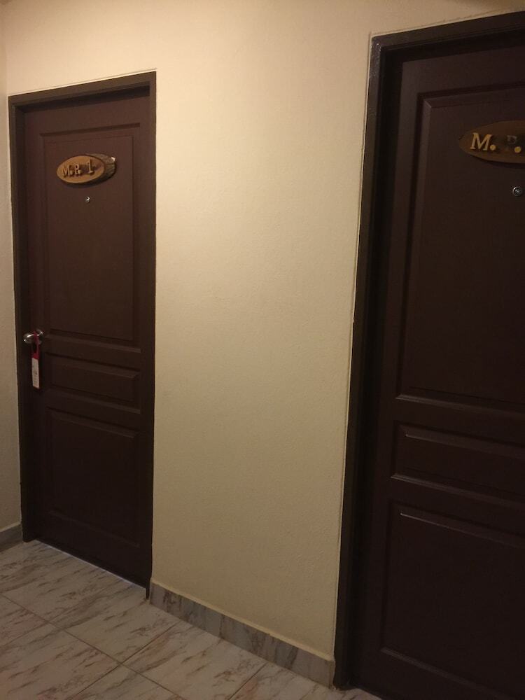 Hotel Lanta M.p. Place
