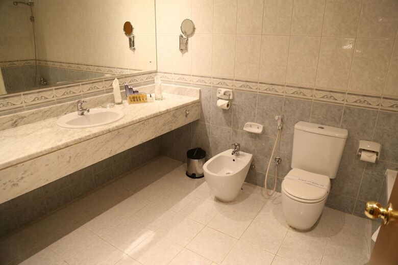Abjad Grand Hotel