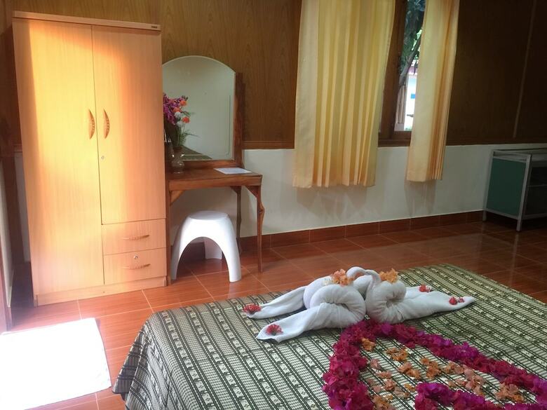 Hotel Poonsap Resort