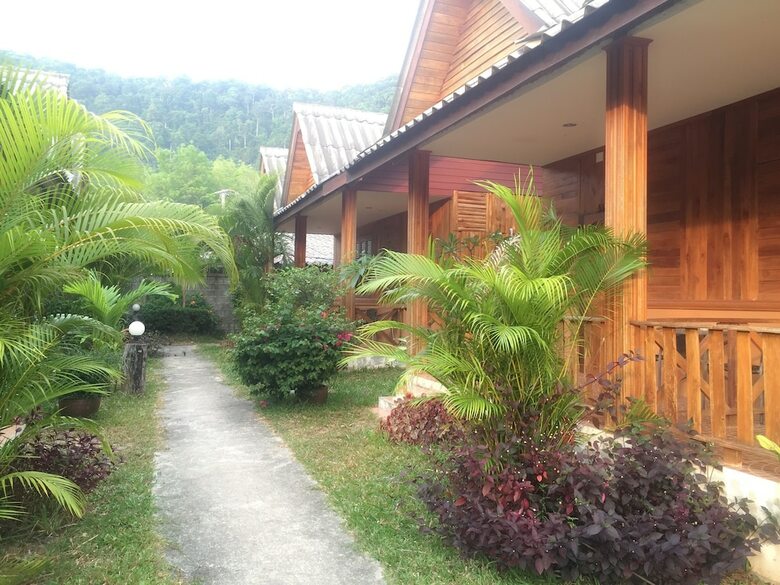 Hotel Poonsap Resort