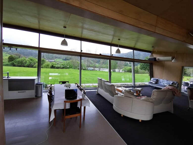 Hotel Hakarimata Lodge - Absolute Riverside