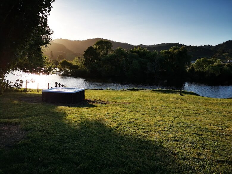 Hotel Hakarimata Lodge - Absolute Riverside