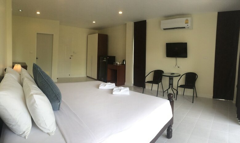 Hotel Glitter House