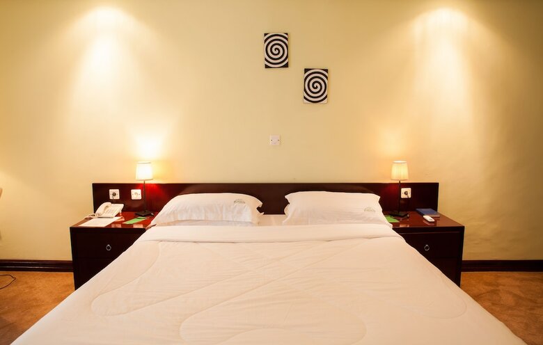 Gorillas Lake Kivu Hotel