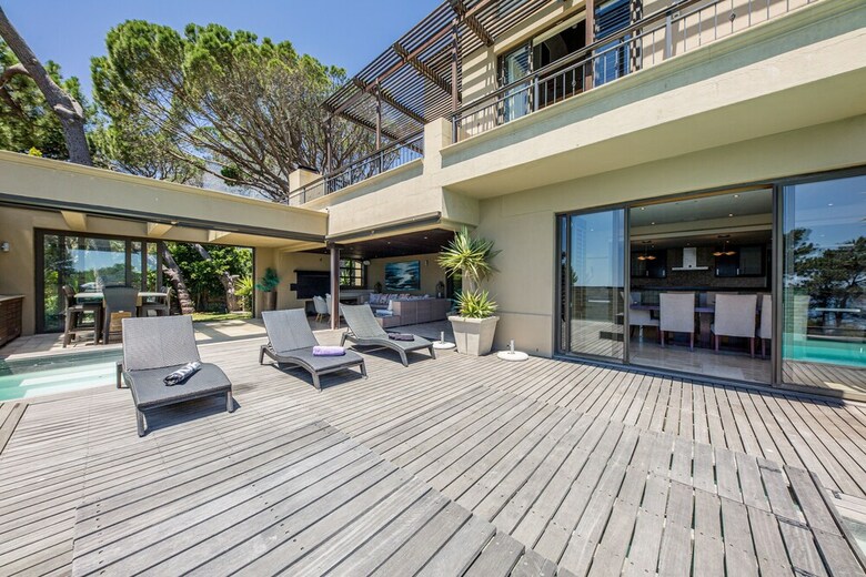 Apartamentos Roc Manor