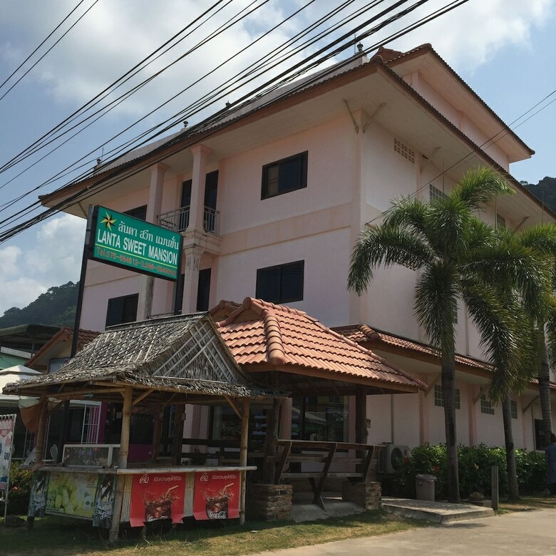 Hotel Lanta Sweet Mansion